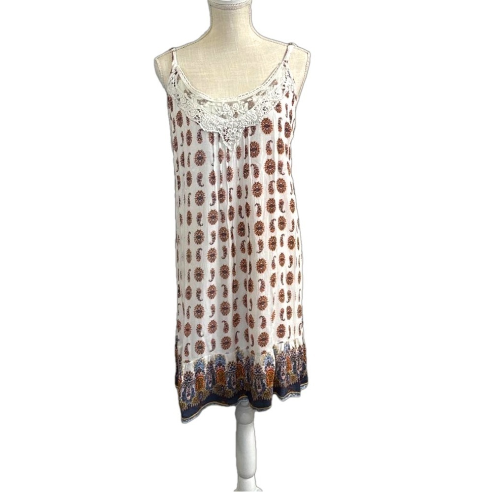 Women's Speed Control Spaghetti Strap Floral Lace Neckline Sundress. Size 1X